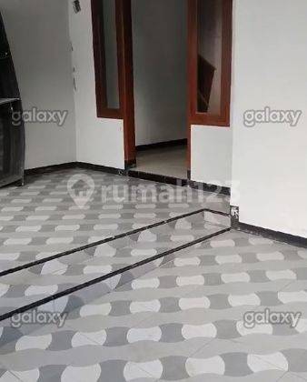 foto lainnya rumah minimalis di bulan terang
