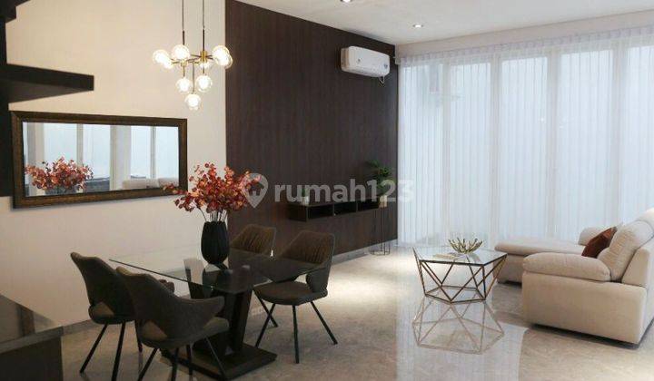 Rumah Mewah di Lokasi Nyaman Wisata Bukit Mas Surabaya Gmk02103 2