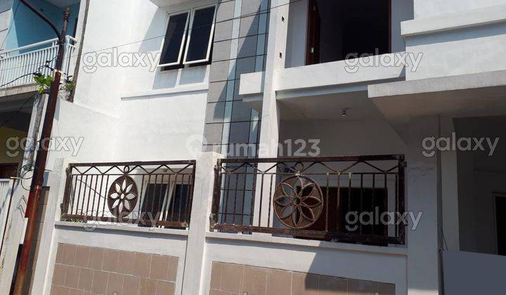 Rumah Bagus 4 Kamar di Kalijudan Surabaya Gmk02740 2