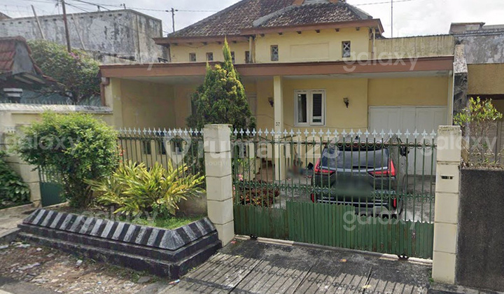 Nice and Lush House in Jodipan Blimbing Malang City GMK03381 2