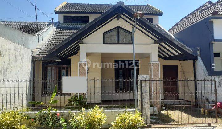 Rumah Bagus Murah di Perumahan Daerah Buring Malang Gmk02890 1