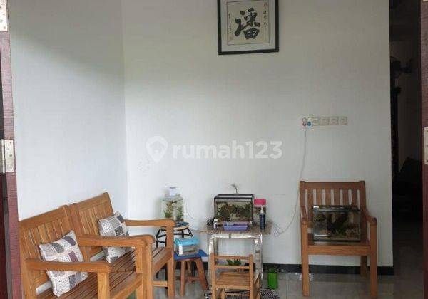 Rumah Bagus 4 Kamar Dijual di Kutisari Surabaya Gmk02147 2