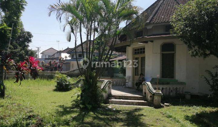 Rumah Model Kolonial di Daerah Klojen Malang Gmk00210 2