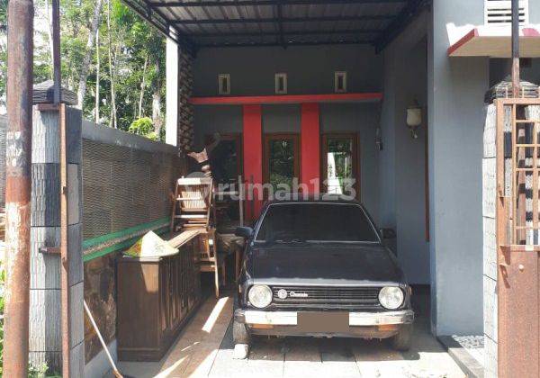 Rumah Bagus di Daerah Kepanjen Malang Gmk00185 2