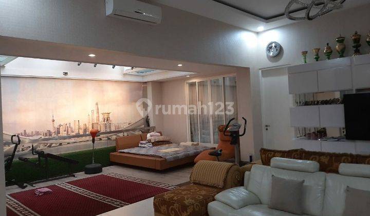 Rumah Bagus Full Furnish di Perumahan Araya Malang Gmk00012 2