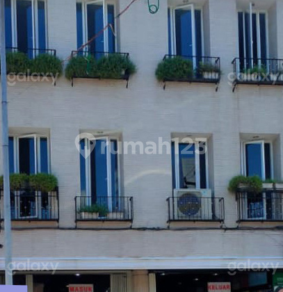 3-story shophouse Strategic Location in the Center of Jember City GMK03640 3-story shophouse Strategic Location in the Center of Jember City GMK03640