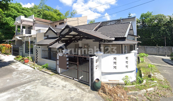 Nice House Full AC in Sulfat Blimbing Malang Gmk03743 Nice House Full AC in Sulfat Blimbing Malang Gmk03743