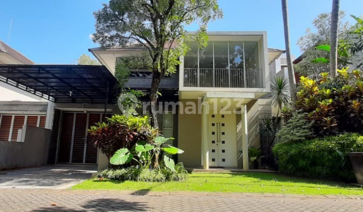 Nice Comfortable House in Riverside Housing Malang GMK01568