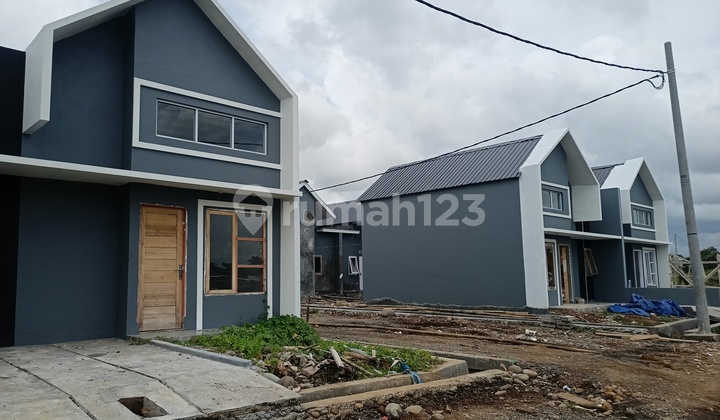 RUMAH MURAH, STRATEGIS DEKAT KAMPUS LUAS TANAH 7X15, 2KAMAR TIDUR 5