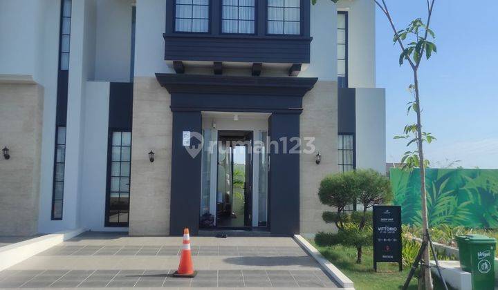 RUMAH 2LT, 4KT, 4KM  DENGAN FASILITAS 2400M TAMAN HIJAU