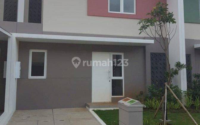 Rumah  baru 2 lantai modern cluster dayana Summarecon bandung  1