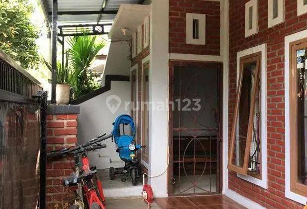 Rumah Bagus 2 lantai  Cocok Untuk Usaha dan hunian di antapani   2