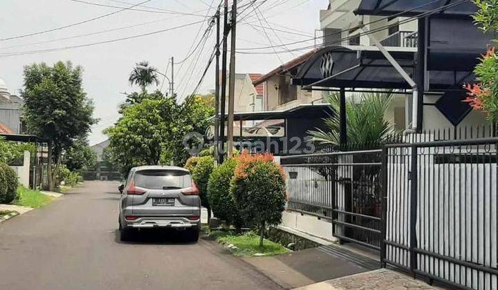 Rumah mewah 2 lantai shm strategis Perumahan pelangi antapani 2