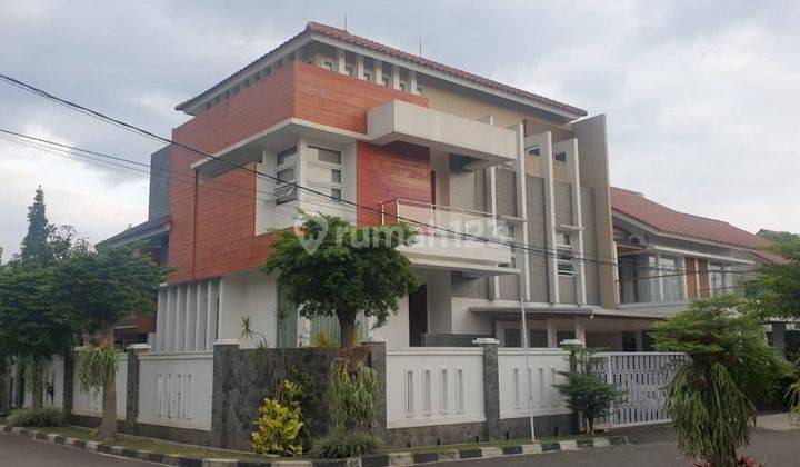 Rumah mewah 3.5 lantai SHM tanjung asri residence Antapani  2