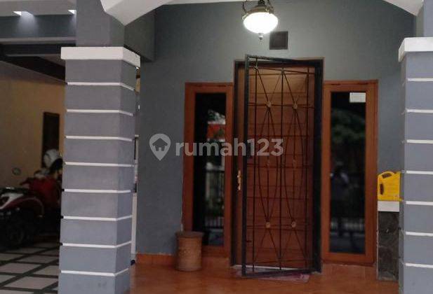 Rumah 2 lantai bagus terawat SHM setra dago Antapani Bandung  2