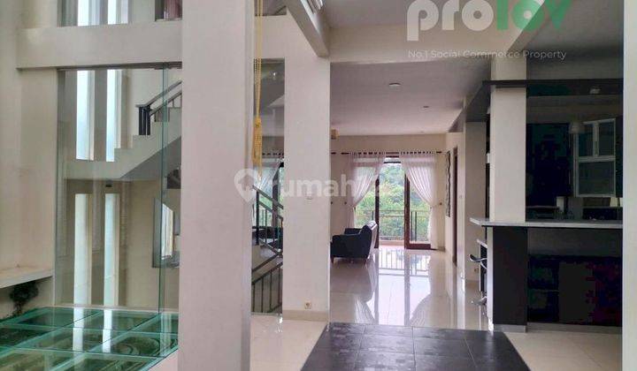 Rumah Vila 4 lantai shm full furnished dago pakar resort bandung 2