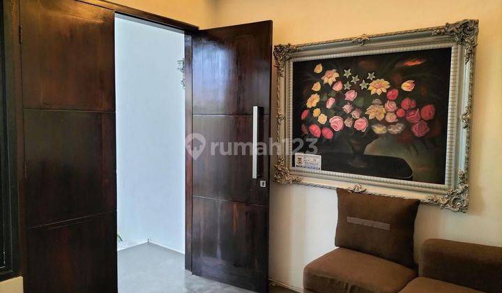 Rumah bagus 2 lantai SHM semi furnished Sariwangi Cihanjuang  2