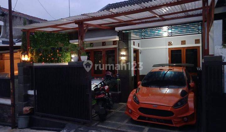 Rumah baru renovasi SHM komplek Cihanjuang indah Cimahi  1