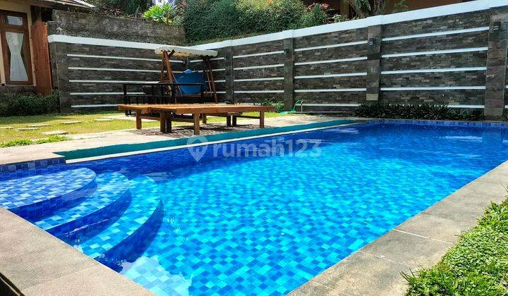 Rumah Vila 3 lantai full furnished plus private pool lembang  2