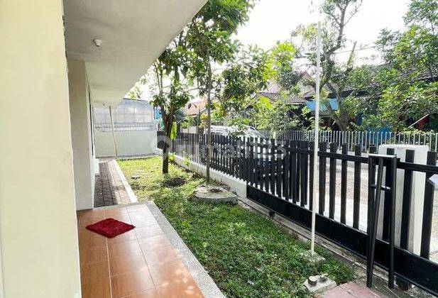 Rumah bagus terawat 1 lantai di bawah njop Cipamokolan gede bage  2