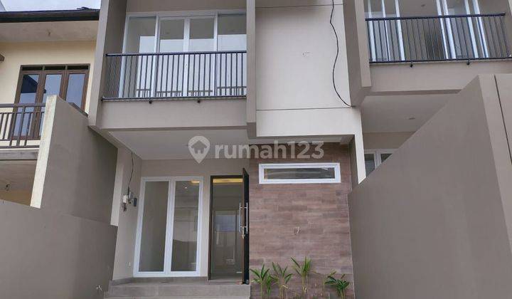 Rumah baru 2 lantai Ciwaruga Gegerkalong Bandung Utara  1