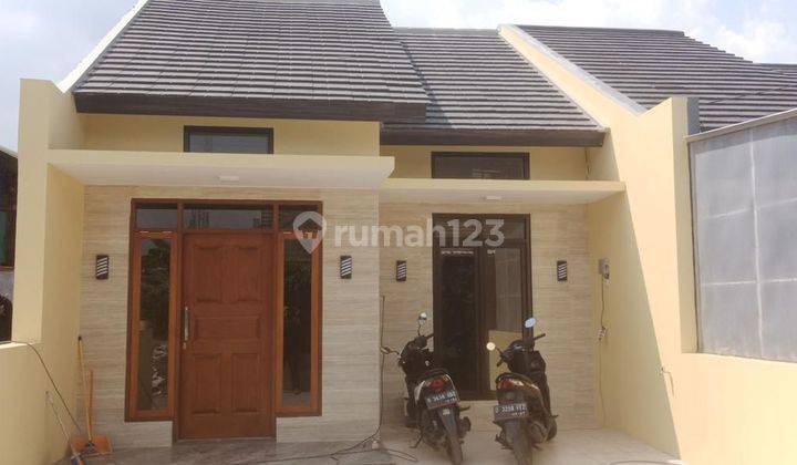 Rumah baru SHM dalam cluster one gate di Cisaranten Arcamanik  1