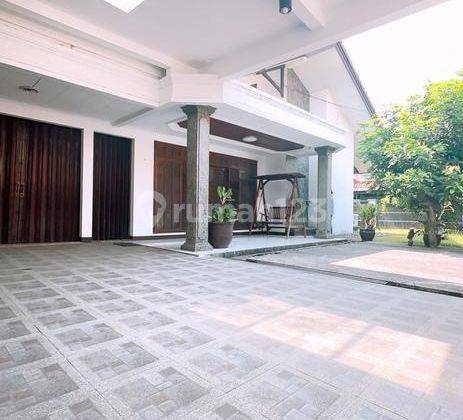 Rumah Semi Semi Furnished Di Bawah Pasaran Batu Indah Batununggal 2