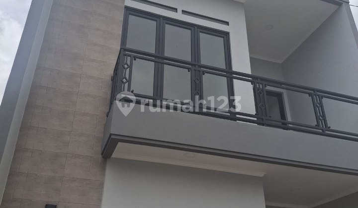 Rumah 2 Lantai Custom Design Jatihandap Kota Bandung 