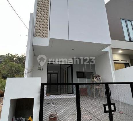 Rumah Baru Strategis Dekat Fasilitas Umun Cipageran Cimahi Utara Rumah Baru Strategis Dekat Fasilitas Umun Cipageran Cimahi Utara