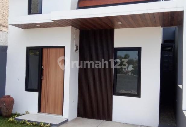 New Semi-Furnished House in Bukit Sariwangi Complex, West Bandung 2
