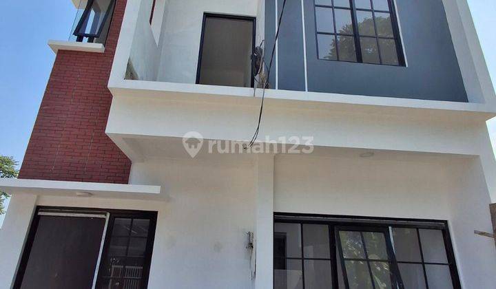 Rumah 2 Lantai 400 Jtan 15 Menit Terminal CICAHEUM Bandung  1