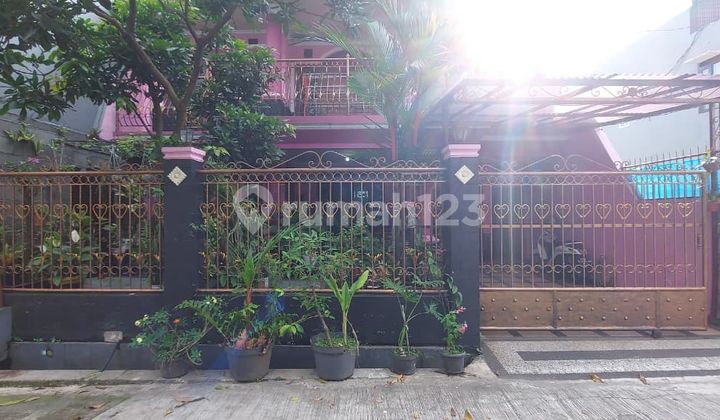 Rumah Asri Terawat di Menger Soekarno Hatta Dekat Batununggal