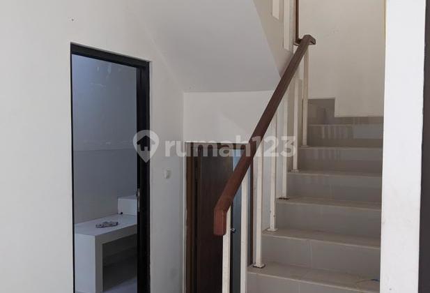 Rumah Terawat Strategis Cluster Grahayana Pusat Kota Karawang 2