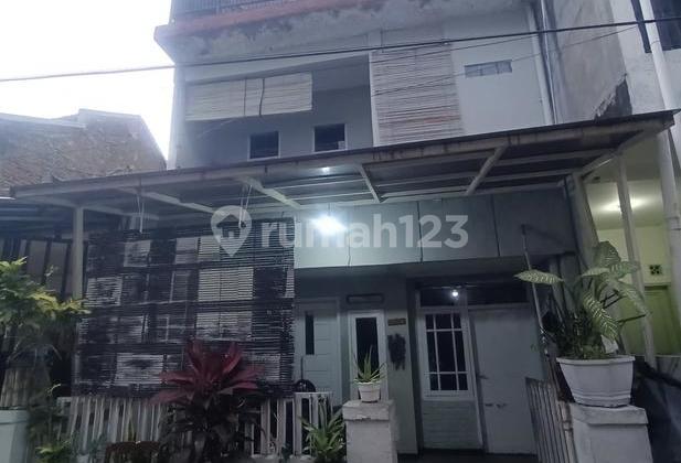 Rumah 3 Lantai Murah Dekat Griya Jogya Antapani Kota Bandung Rumah 3 Lantai Murah Dekat Griya Jogya Antapani Kota Bandung