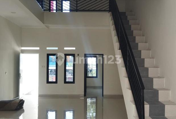 New Semi-Furnished House in Lembah Cimenteng Complex, Cimahi City 2