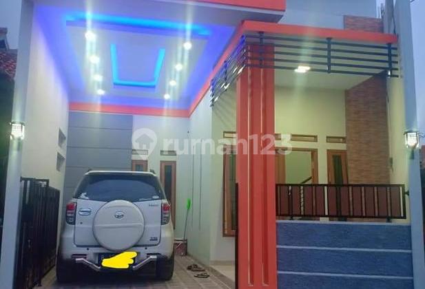 Rumah Hook Terawat Perumahan Mega Regency Cikarang Bekasi
