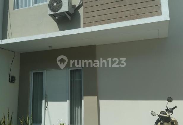 Dijual Rumah Semi Furnish Komp Arsa Residence Karawang Dijual Rumah Semi Furnish Komp Arsa Residence Karawang