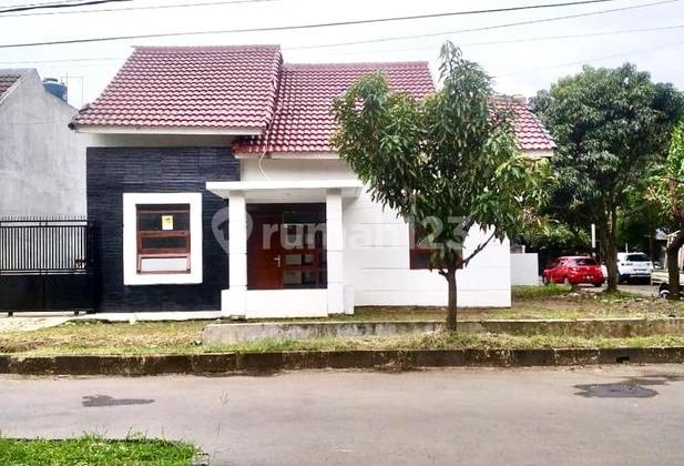 Rumah Hook Tanah Luas Komplek Bumi Adipura Gede Bage Bandung 2