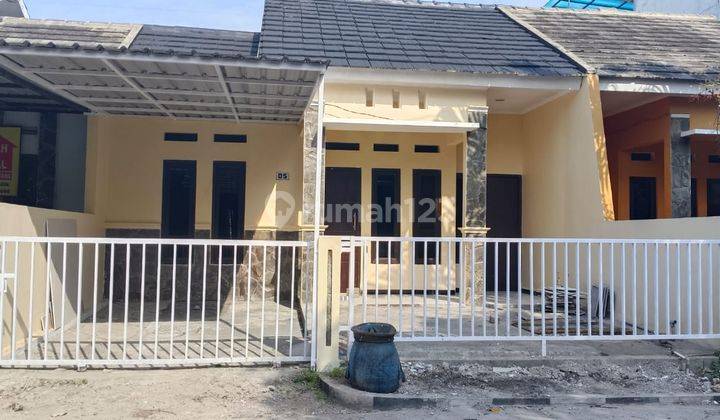 DI JUAL RUMAH  FULL RENOVASI DI PUCANG GADING DEKAT TRANSMART 1