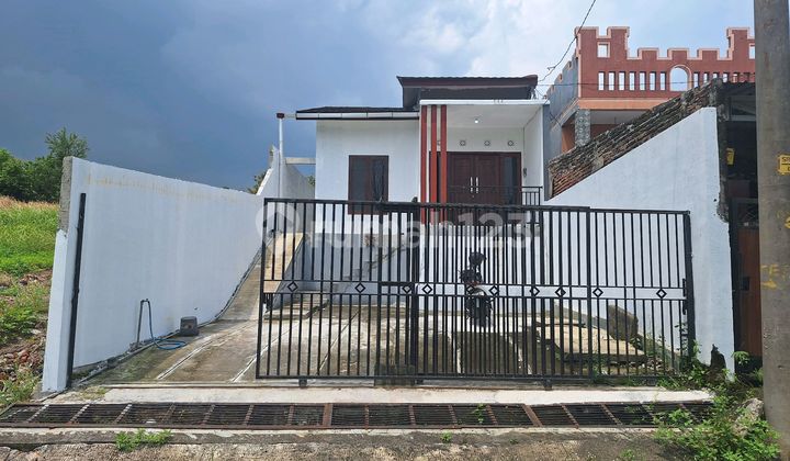 For Sale Beautiful Move-In Ready House In Jangli Near Undip 1