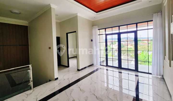 Di Jual Rumah Baru Mewah Di Manyaran Dekat Bandara 2