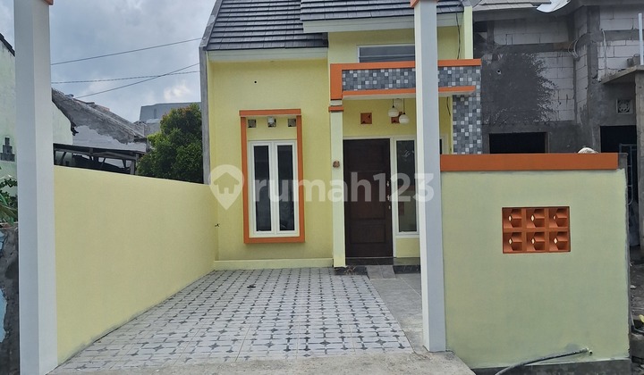 For Sale New House in Klipang Near Unimus 1