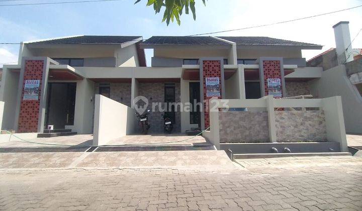 Di Jual Rumah Baru Di Sinar Waluyo Dekat Unimus 1