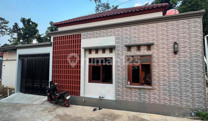 FOR SALE: New Luxury House, Ready to Live In, Near Unnes 1