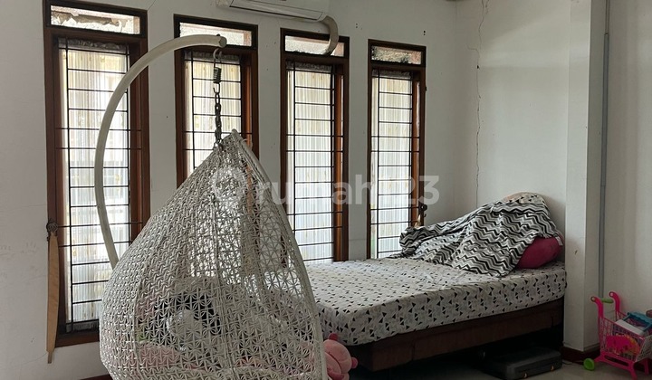 DIJUAL RUMAH SHM TERAWAT FURNISHED DI MARGAHAYU KOTA BANDUNG 2