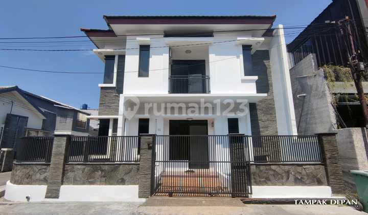 Dijual Rumah Buah Batu Bagus Akses Utama Jalan Buah Batu Kota Bandung