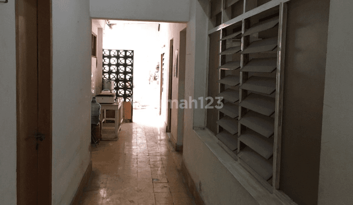 Disewakan Rumah Lama Sayap Burangrang 12