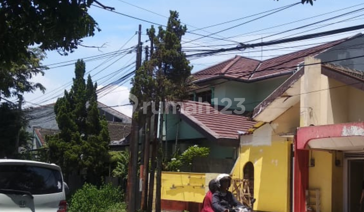 Disewakan Rumah Jalan Golf Barat Pinggir Jalan Strategis 2