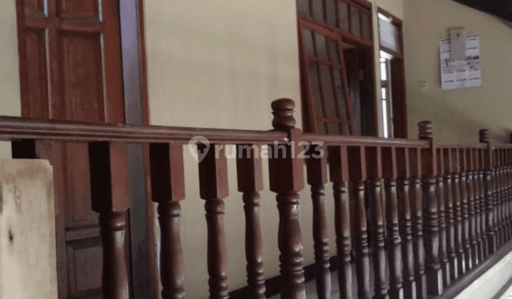 Disewakan Rumah Jalan Golf Barat Pinggir Jalan Strategis 13