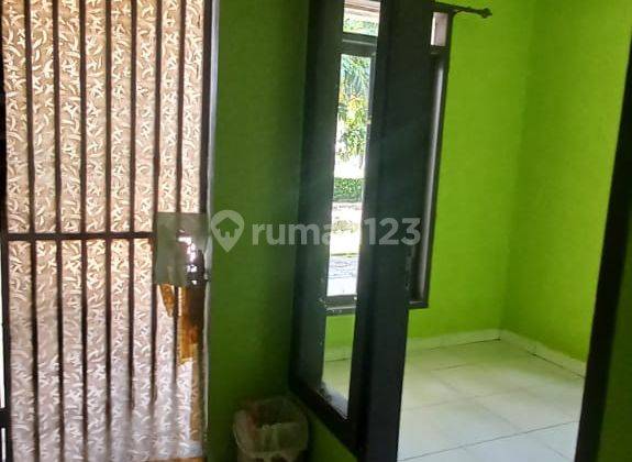 Dijual Rumah Depan Lapangan Tennis di Sari Bunga Bakung Residence 2